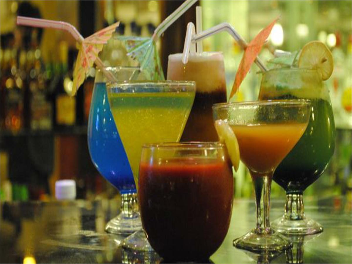 Viceroy Inn Дехрадун Екстериор снимка